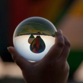 hot air balloon crystal ball