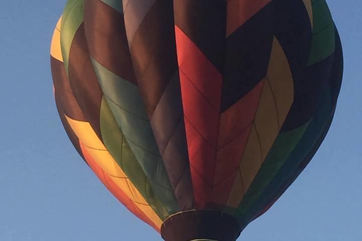 hot air balloon colors